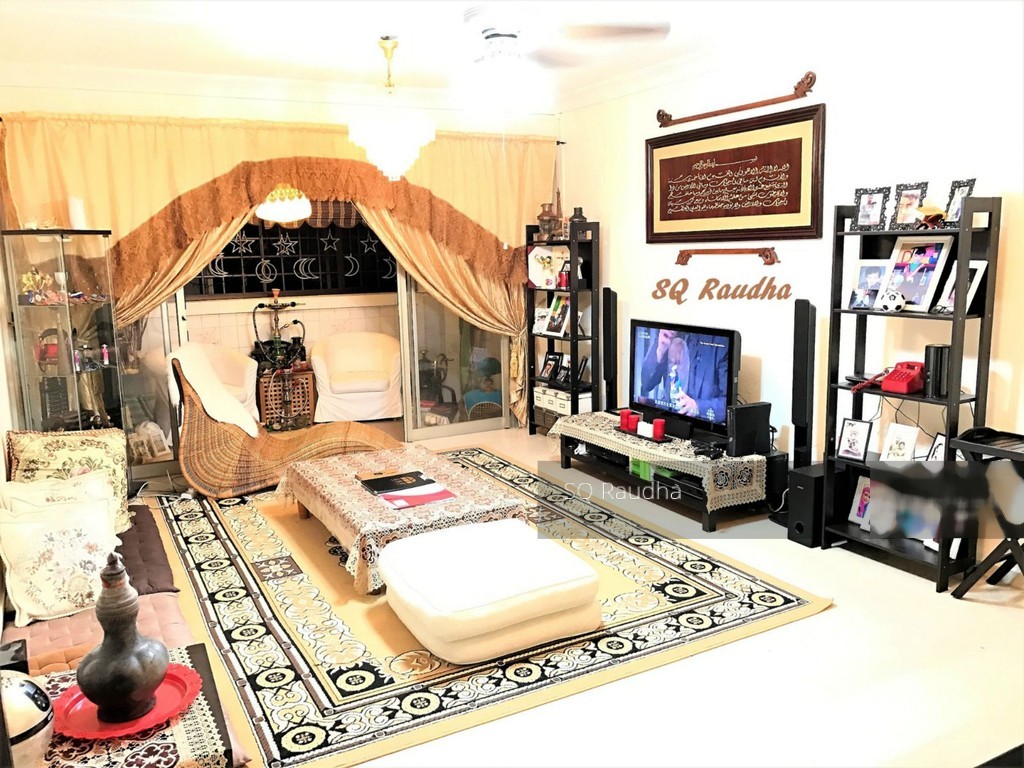 Blk 325 Jurong East Street 31 (Jurong East), HDB Executive #138855652